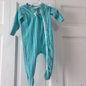 Jessica Simpson Baby Girl Turquoise Arrow Print Footed Pajamas 3-6 Months gift